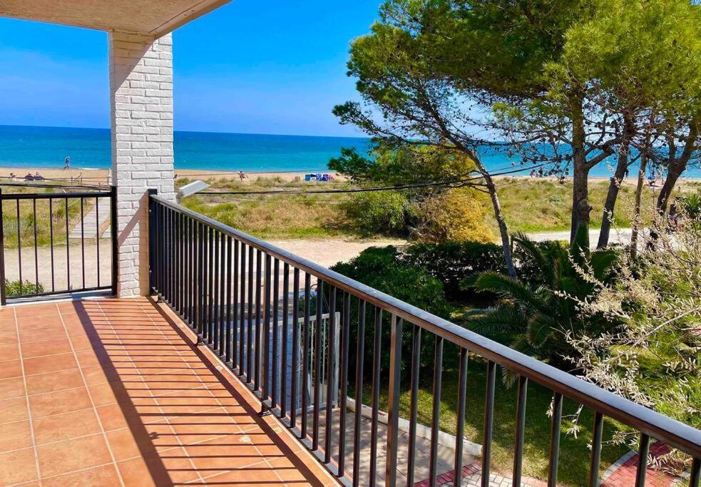 Apartamento En Primera Linea De Playa Денія Екстер'єр фото